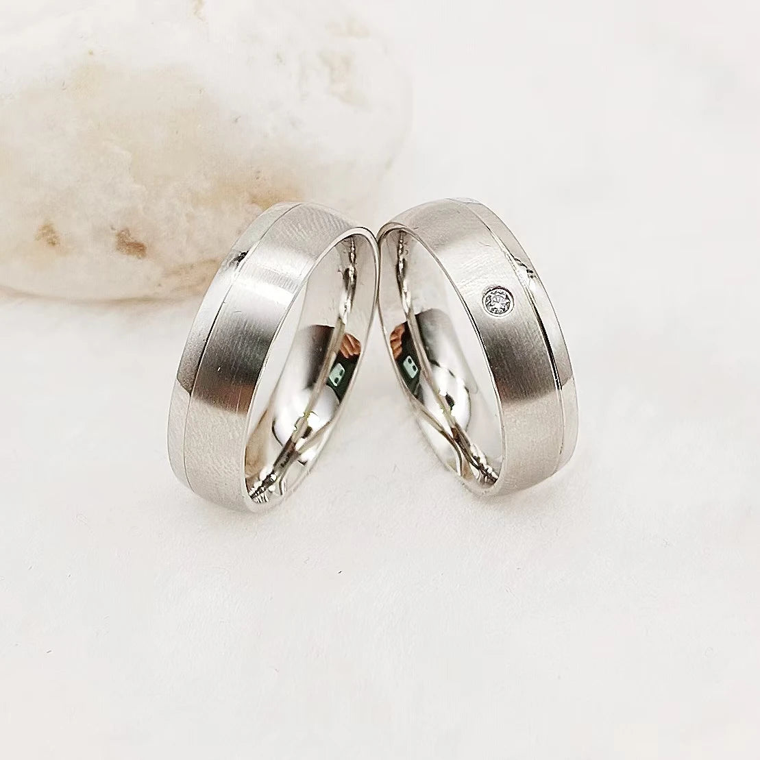 High Quality Western Italian Korean 18k Gold Plated Stainless Steel Jewelry Wedding Rings Couple Sets For Men And Women